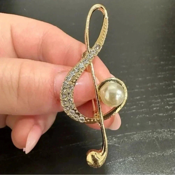 Treble clef brooch pin - Picture 3 of 4